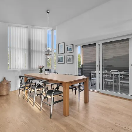 Funkisvilla Med Panoramautsikt Tatil Evi