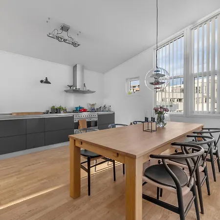 Funkisvilla Med Panoramautsikt Tatil Evi Tromsø
